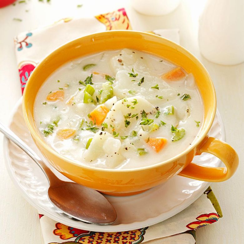 Anastssia Crock pot potato soup