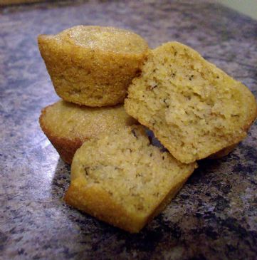 Ban - Illa Cornmeal Cake