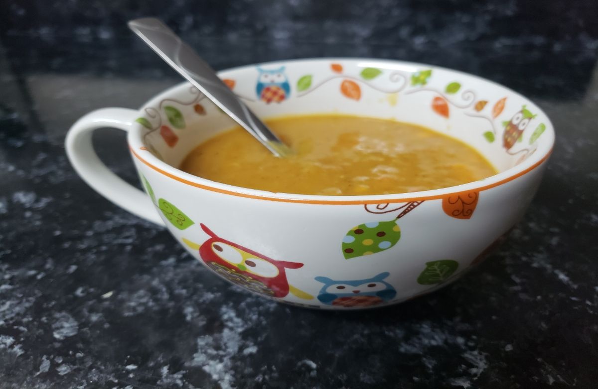 Red lentil detox soup