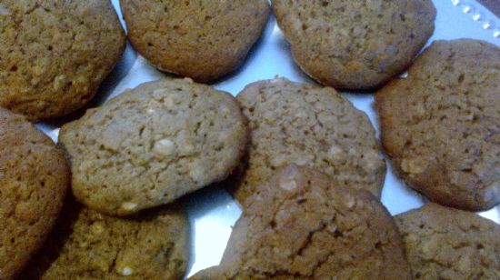 Almond Oatmeal Cookies