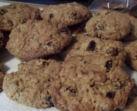 JUMBO KITCHEN SINK COOKIES