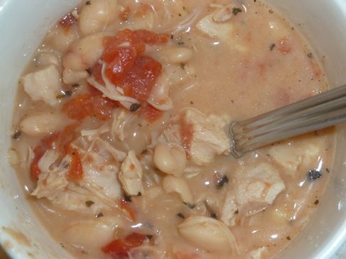 Quick Chicken, White Bean, Italian Tomatoe Soup