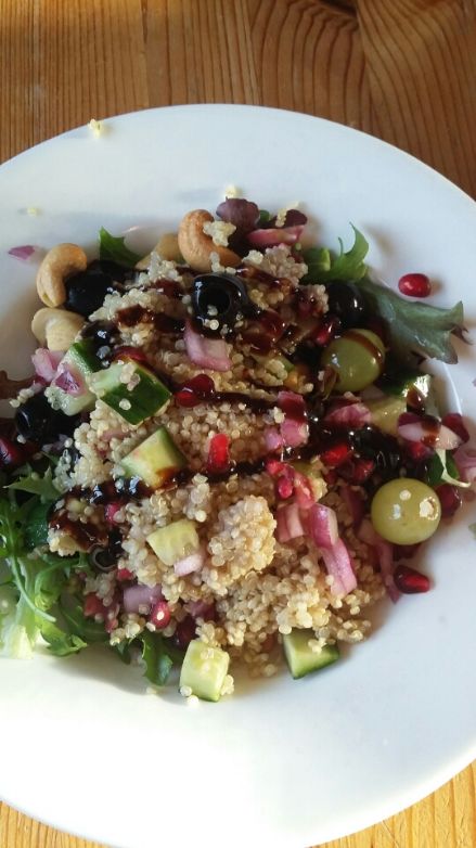 Cashew and pomegranate quinoa salad