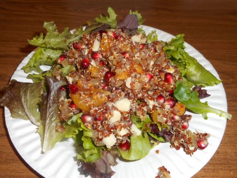 Lisa's Quinoa Pom Salad