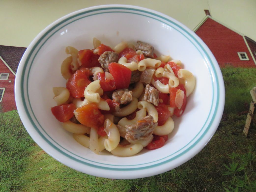 Flossie's Macaroni and Beef (1 cup serving)