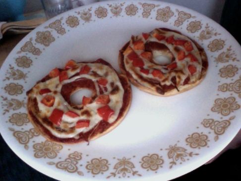 Guilt-free Pizza Bagels!