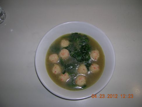 Baby Spinach Soup with Fish Balls