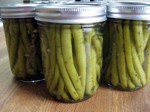 Dilled Green Beans/Pickles