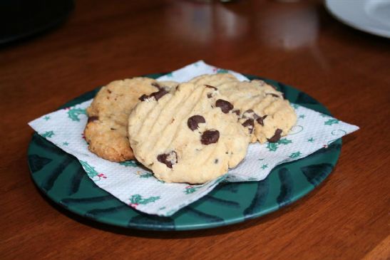 Perfect Chocolate Chip Cookies (No Eggs)