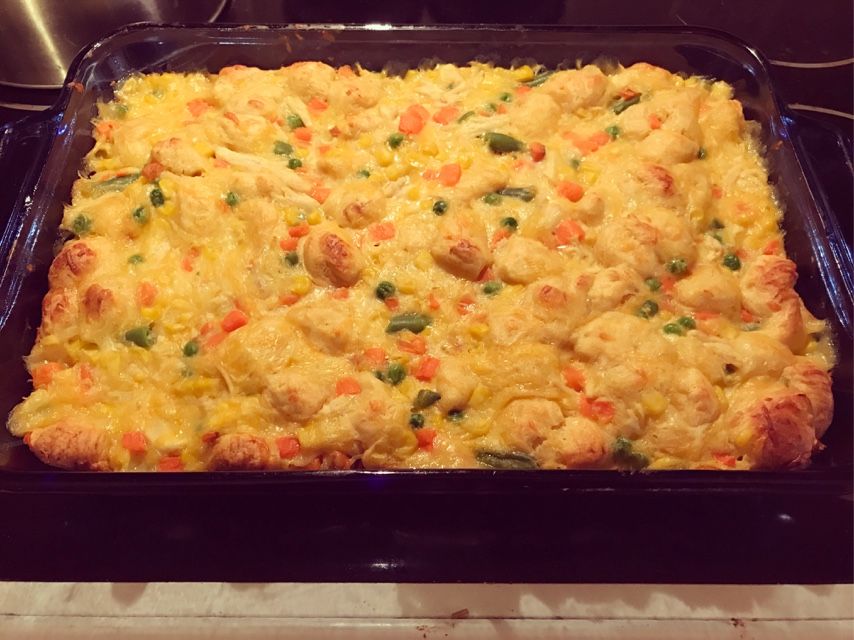 Chicken Pot Pie Bubble Up Casserole