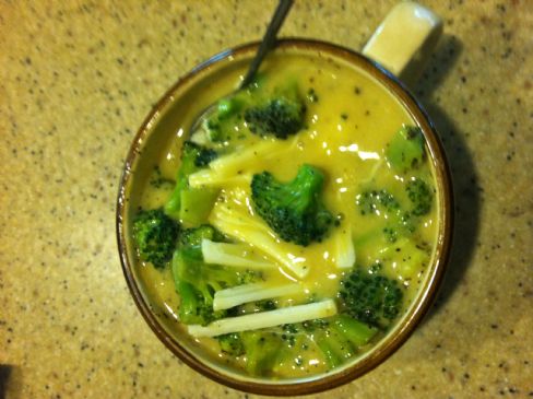 Mar's Light and Quick Broccoli Cheddar Soup