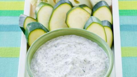 Avocado Dip with Cucumber Chips