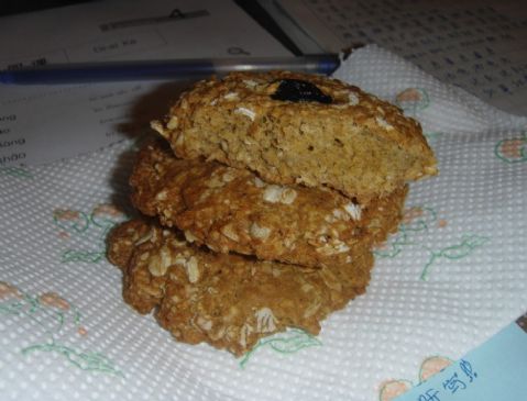 Healthier Oatmeal Raisin Cookies