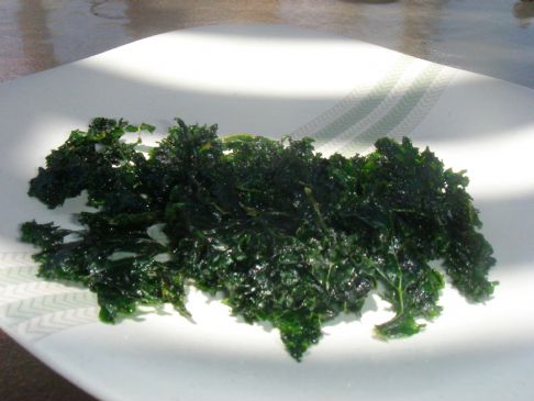 Raw Vegan Kale Chips