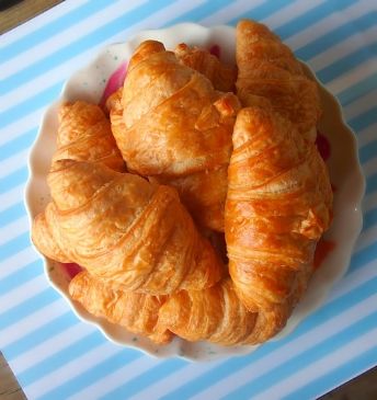 100 calories Crescent Rolls made with Greek Yogurt and Avocado