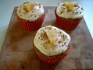 Vegan Hummingbird Cupcakes