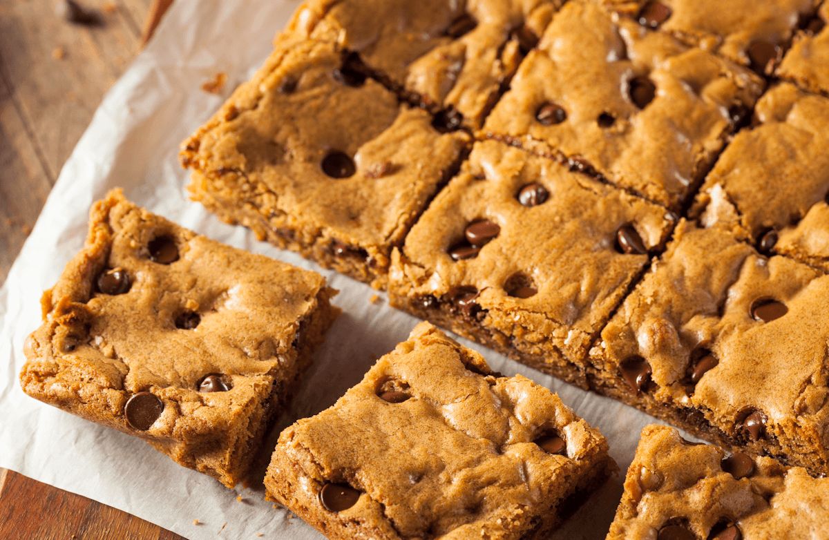 Flourless Chocolate Chip Chickpea Blondies