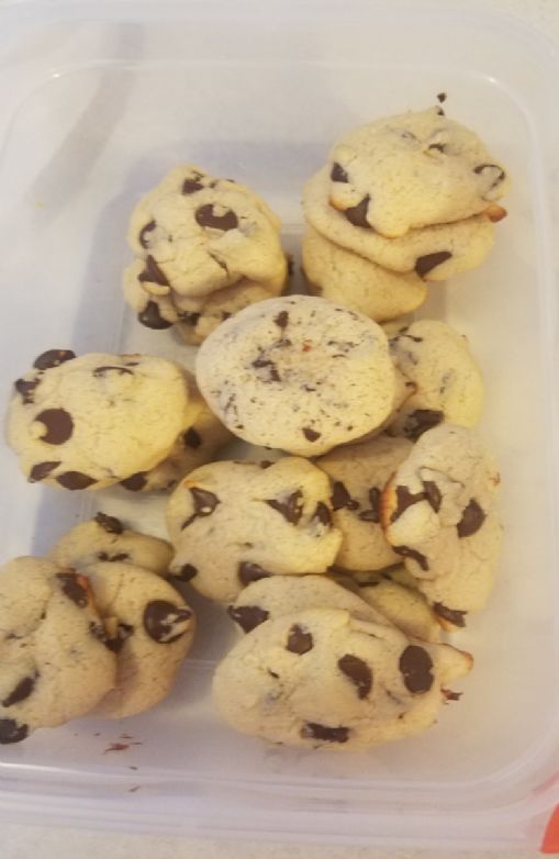Protein chocolate chip cookies