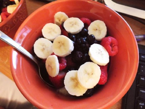 Eat 2 Live Oats and Berries Breakfast