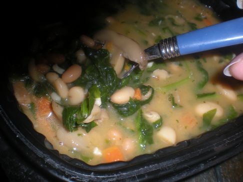 Slow Cooker Italian White Bean, Chicken, Spinach Soup