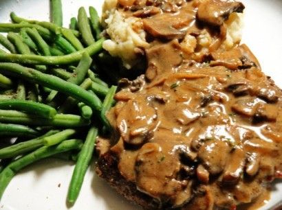 Crock pot cube steak dinner