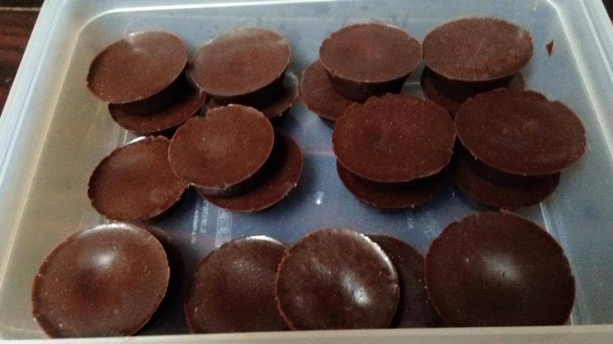 Chocolate Almond Coconut Fat Bombs