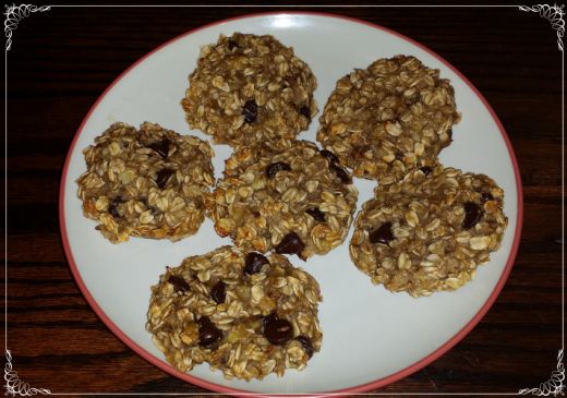 3-ingredient Banana Oat Chocolate Chip Cookies