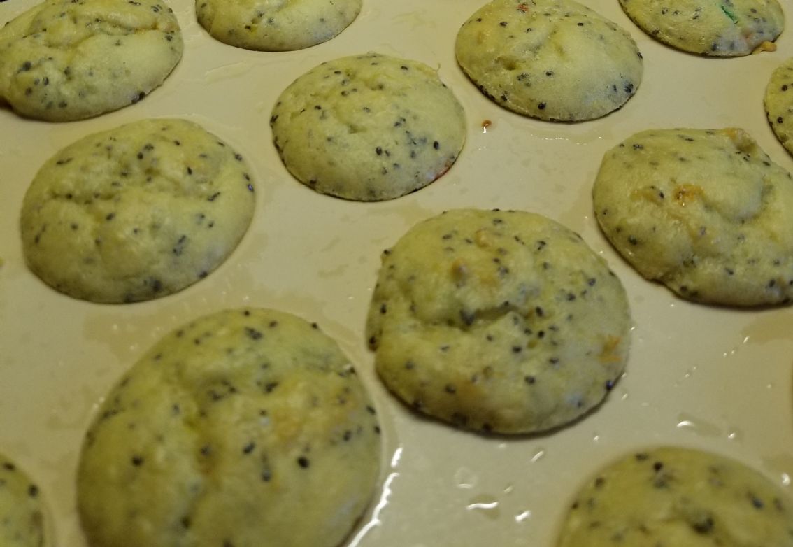 Cannellini Lemon/Chia Blondie Protein Muffins