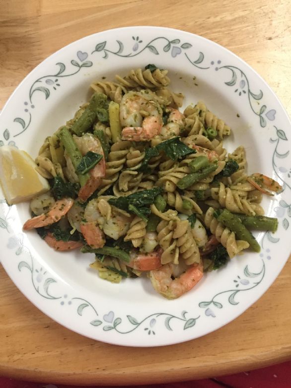 Whole Wheat Kale Pesto pasta with Shrimp