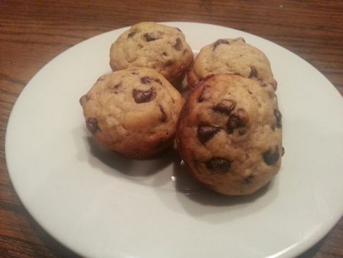 Mini Chocolate Chip Banana Muffins