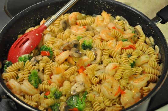 Healthy Creamy Shrimp Pasta