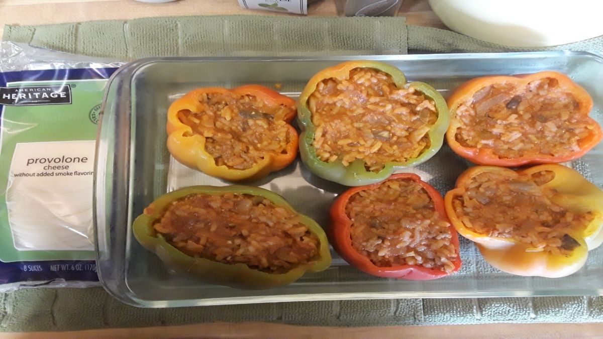 Classic Midwestern Stuffed Peppers