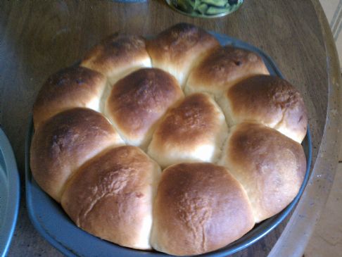 Most awesomest yeast rolls ever