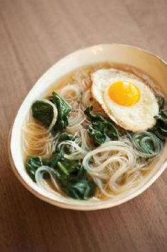 Spinach Noodle and Egg Soup