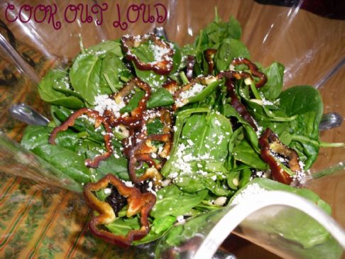 Chocolate bell pepper salad (www.cookoutloud.com)