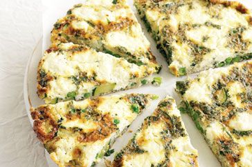 Frittata with zucchini, peas, mint and ricotta