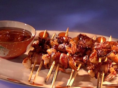 Bacon Wrapped Shrimp with Chipotle BBQ Sauce