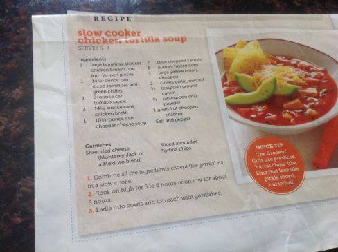 Slow cooker chicken tortilla soup