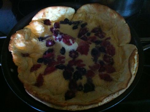 Triple berry puff pancake