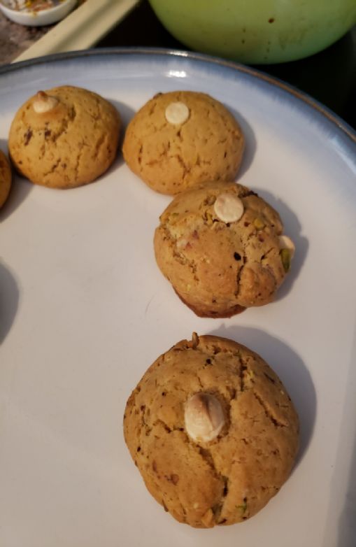 Honey Pistachio Cookies