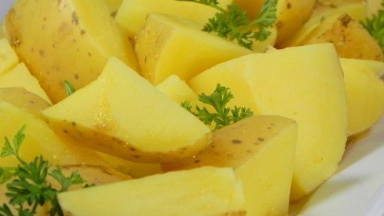 Butter herbed boiled new potatoes