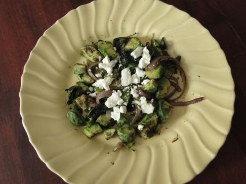 Warm avocado and spinach salad