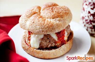 Sun-Dried Tomato, Pesto and Mozzarella Turkey Burgers