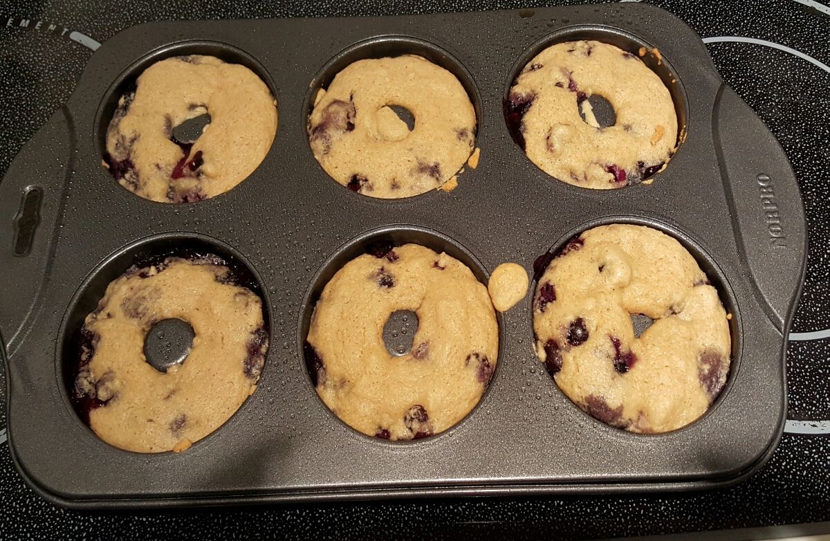 LC Baked Blueberry Donuts