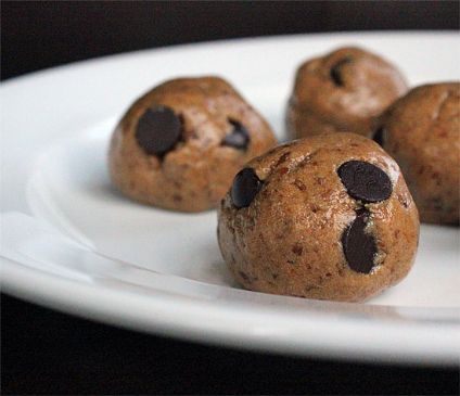 Pre-Workout Chocolate Protein Balls