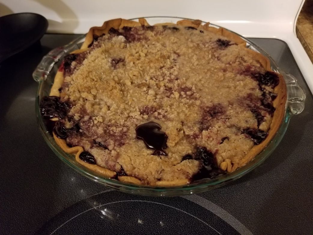 Blackberry Crumb Pie