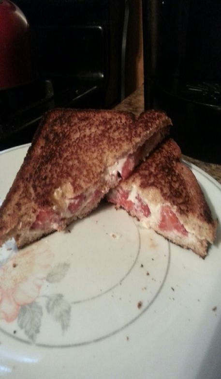 Strawberry cheesecake breakfast grilled cheese