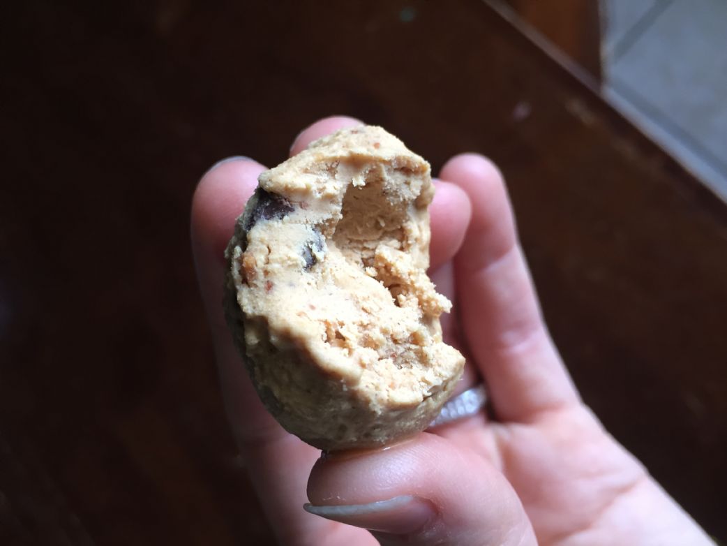 Cookie Dough Fat Bombs - vegan, grain-free