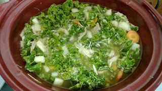 Chicken Kale Quinoa Soup