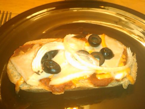 Individual Pizza with Turkey